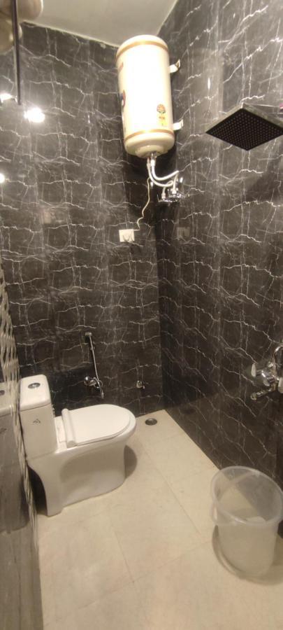 Devi Residency - Near Prem Mandir Bankey Bihari Vrindavan Exterior photo